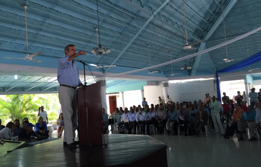 Luis Abinader advierte PRM defenderá sus votos