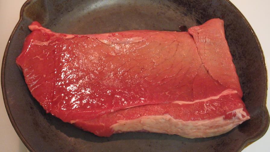 Cambiar carne roja por blanca o pescado baja el riesgo de síndrome metabólico