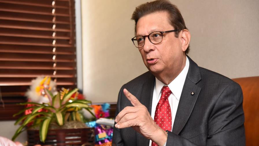 Presidente Medina felicita a la UNHPU por su 50 aniversario