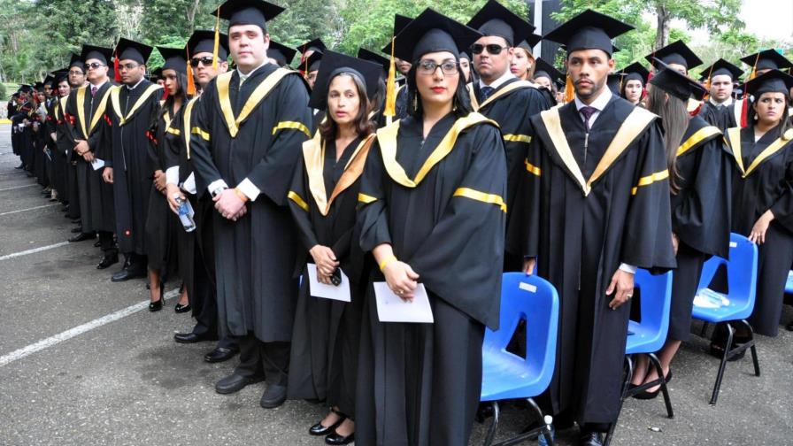 Sólo el 10.2% de los beneficiarios aplica a exenciones de gastos educativos Sólo el 10.2% de los beneficiarios aplica a exenciones de gastos educativos