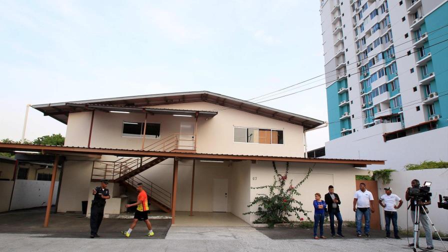 Allanan local de abogados vinculados a los papeles de Panamá