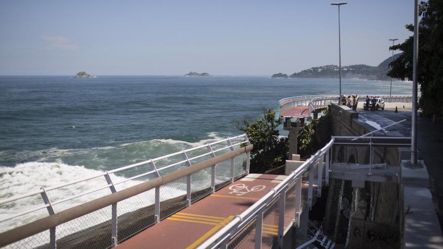 Críticas para Río de Janeiro luego de derrumbe de una ciclovía Críticas para Río de Janeiro luego de derrumbe de una ciclovía