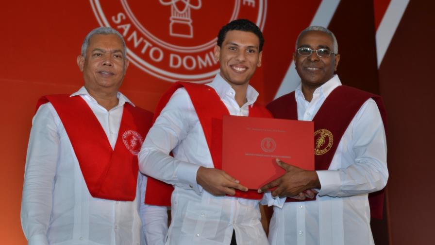 INTEC gradúa 674 nuevos profesionales