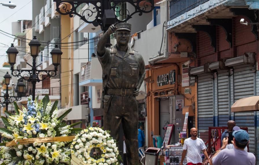 Conmemoran los 51 años de la Revolución de Abril
Conmemoran los 51 años de la Guerra del 1965