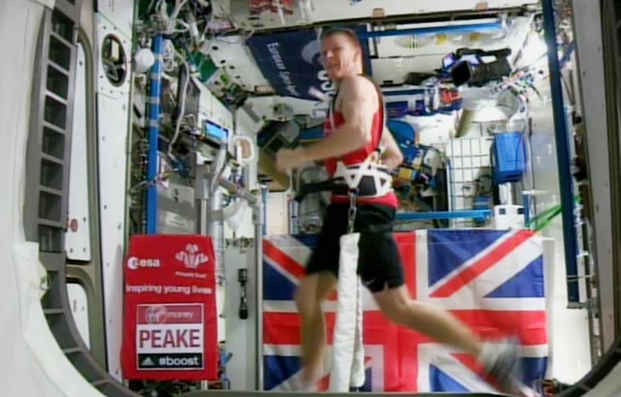 Astronauta completa Maratón de Londres en el espacio 