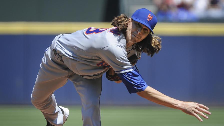 Jacob deGrom regresa triunfante, Mets barren a Bravos 