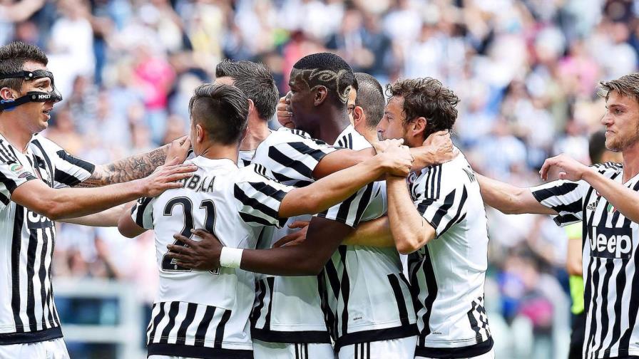 La Juventus conquista el Scudetto tras la derrota del Nápoles en Roma (1-0)