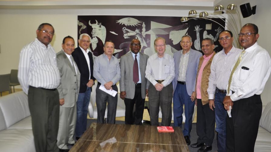 Designan nuevo subdirector del periódico El Nacional     