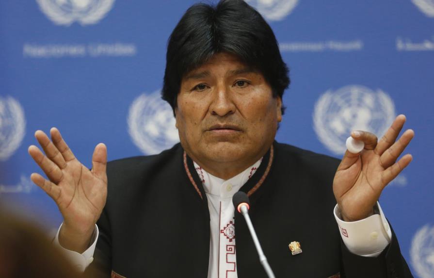 Citan a Evo Morales para que se someta a una prueba de paternidad