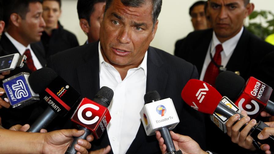 Correa llama a buscar responsables construcciones defectuosas colapsadas en el sismo 