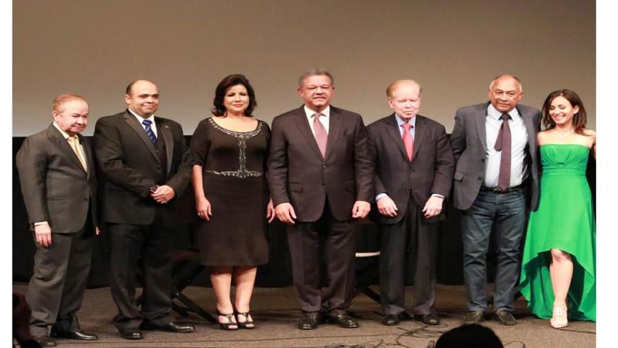 Estrenan la película  “Vuelos Prohibidos” durante un acto en Nueva York