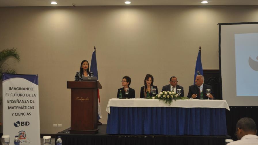 El BID aboga por un enfoque renovado en la enseñanza de matemáticas y ciencias