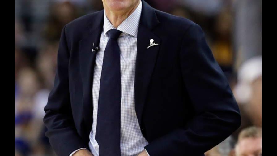 Steve Kerr es nombrado como Mejor entrenador del año