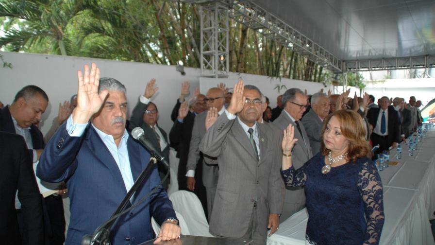 Generales retirados apoyan la reelección y  juran en el PRD