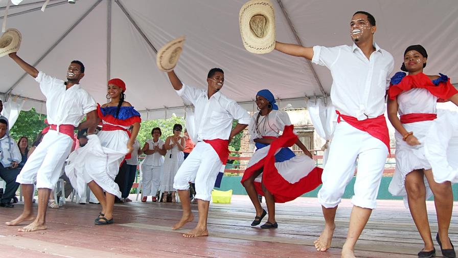 El PRD hace propuesta cultural a Danilo Medina El PRD hace propuesta cultural a Danilo Medina