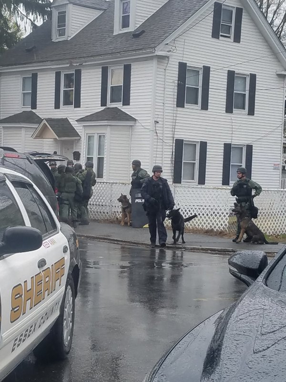 Casa número 16-18 de la calle Melrose, donde el músico mantuvo secuestrada la niña de cinco años.