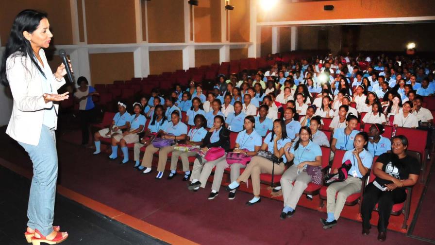 MINERD celebra Día Internacional de las Niñas en  las TIC 