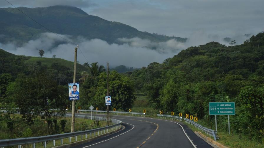 Inauguran tramo de carretera que une a Monseñor Nouel y San José de Ocoa