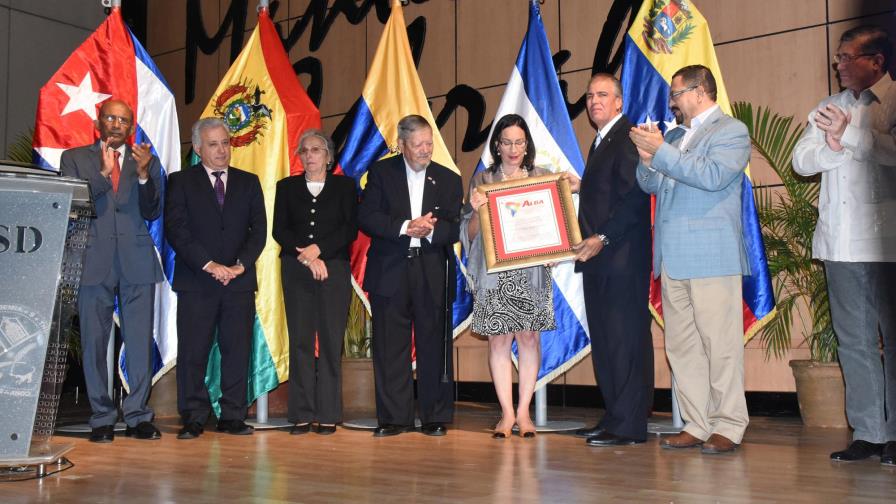 Países del Alba realizan homenaje a Hamlet Hermann  y Claudio Caamaño