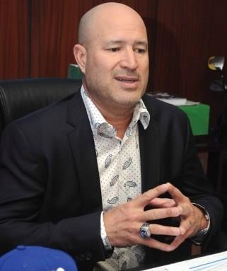 Manny Acta será el Jefe de Operaciones de las Águilas Cibaeñas por los próximos tres años