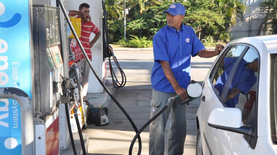 Combustibles aumentan entre RD$1.00 y RD$3.10; precio del gas natural se mantiene invariable 