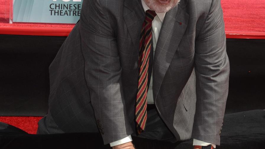 Coppola imprime sus huellas en el Teatro Chino de Hollywood