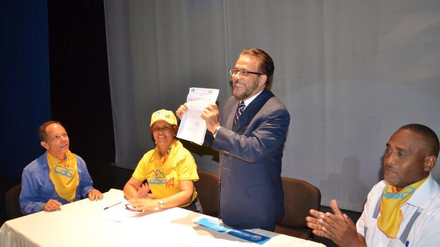 Guillermo Moreno plantea intervenir, construir y financiar viviendas dignas