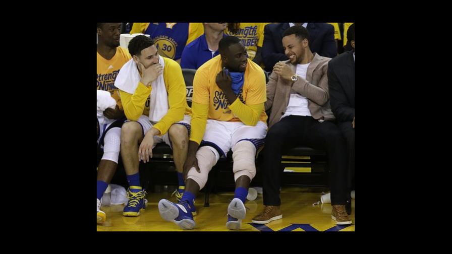 La lesión de rodilla de Stephen Curry, “pudo haber sido 10 veces peor” La lesión de rodilla de Stephen Curry, “pudo haber sido 10 veces peor”