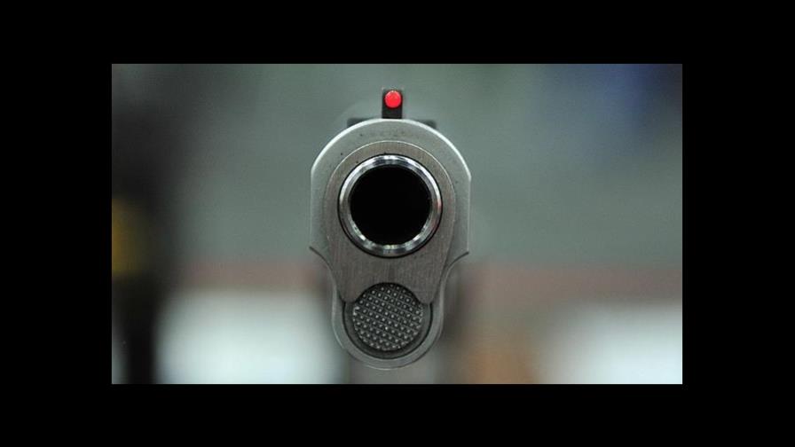 Apresan tres por herir de bala a sobrino de Ignacio Ditrén durante asalto