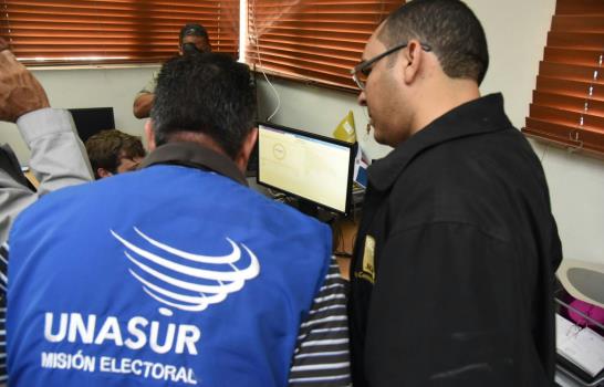 Segunda prueba cómputo electoral se inicia con retraso por temas de logística
