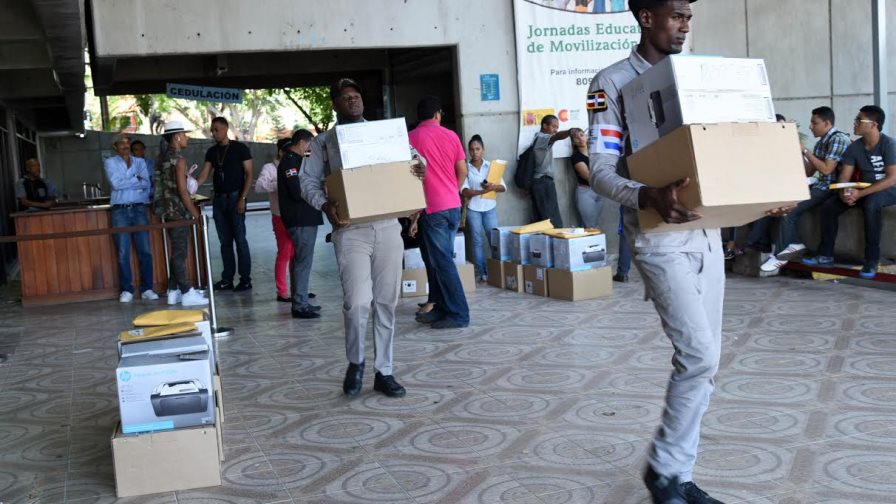 Realizan en Santiago pruebas equipos utilizará la JCE en las elecciones 