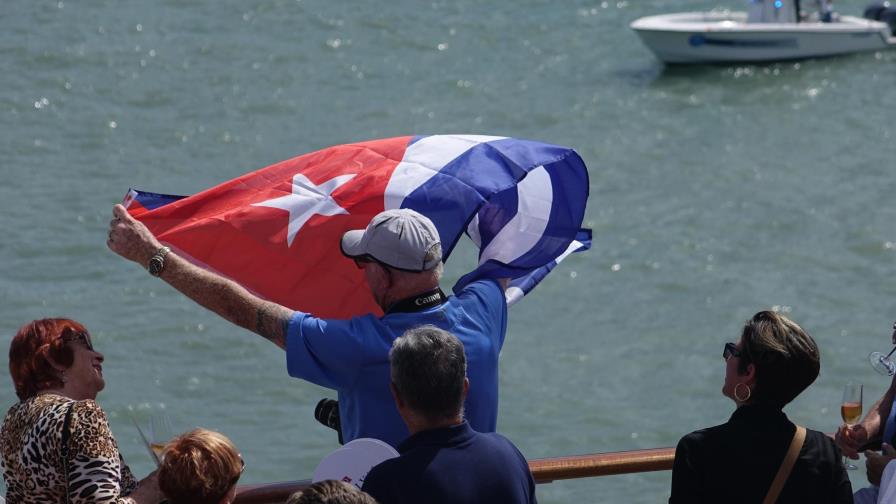 Zarpa primer crucero de Miami a La Habana en décadas 