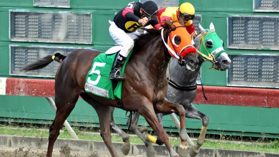 Detonador sorprende en el Quinto Centenario