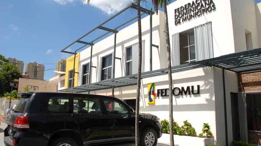 Fedomu dice que trabajará para que cabildos rindan cuentas a tiempo
