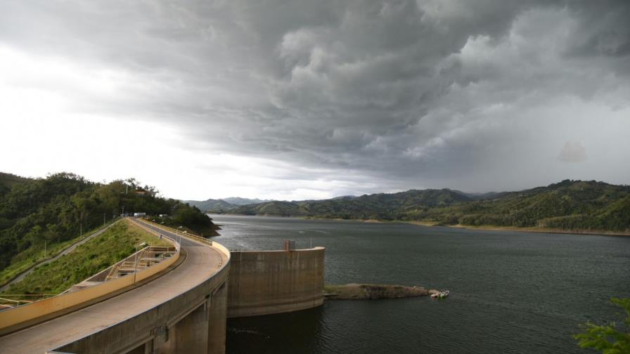 Director del Indrhi declara que terminó la sequía, presas se llenan de agua 