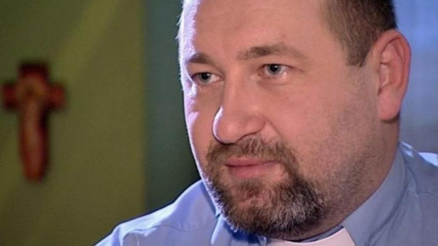 El padre Alberto Gil era miembro de red internacional de pornografía infantil