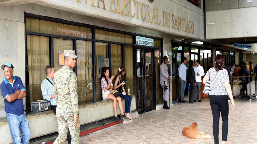 Empresarios de Santiago expresan apoyo a la JCE