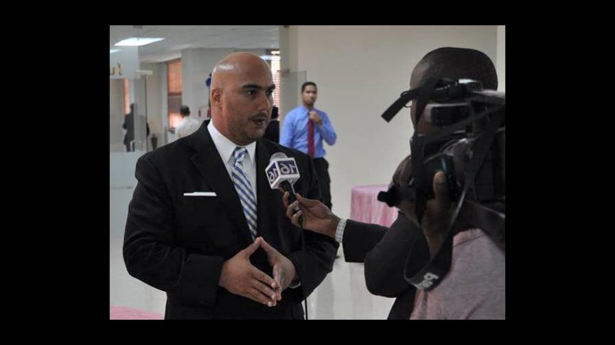 Homero González gestionaría títulos de propietarios a moradores del José Contreras