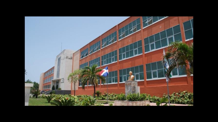 El Banco Agrícola otorga financiamientos a productores por 54 mil millones de pesos