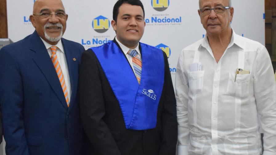 La Nacional capacita a sus empleados