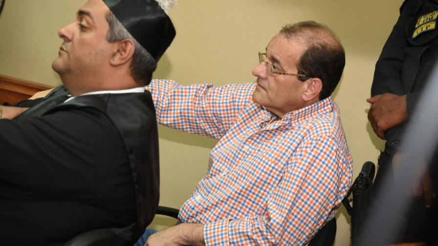 Condenan a 10 años de prisión a Winston Rizik por narcotráfico