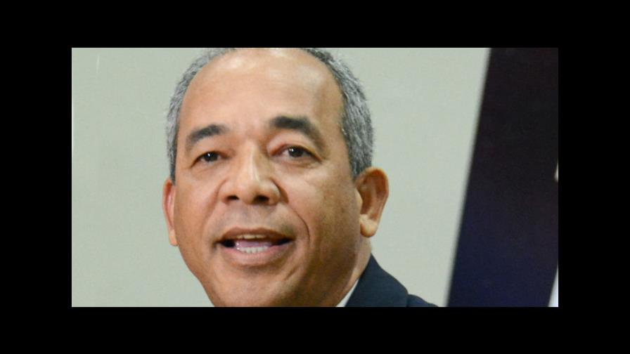 Rubén Bichara dice que los apagones son por plantas fuera de servicio 