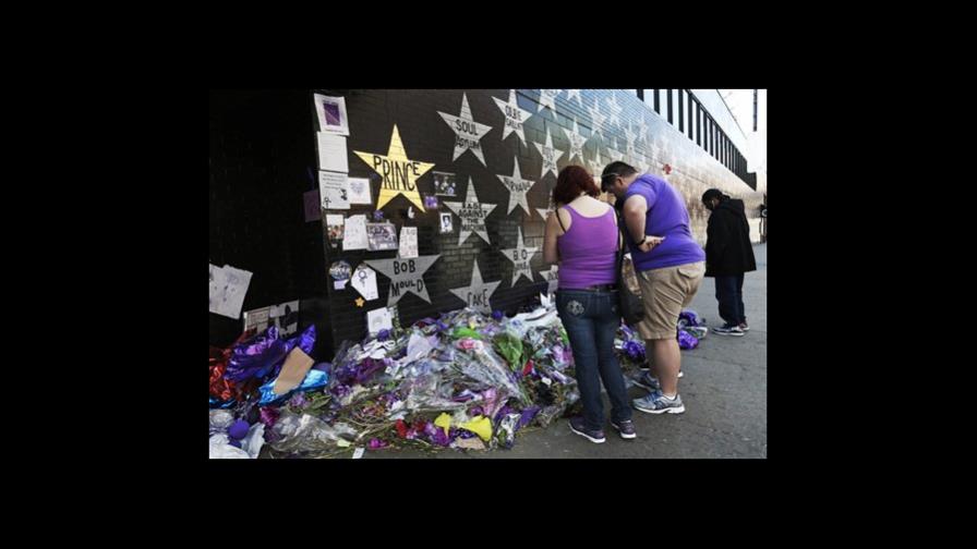 Familia de Prince planea un servicio conmemorativo 