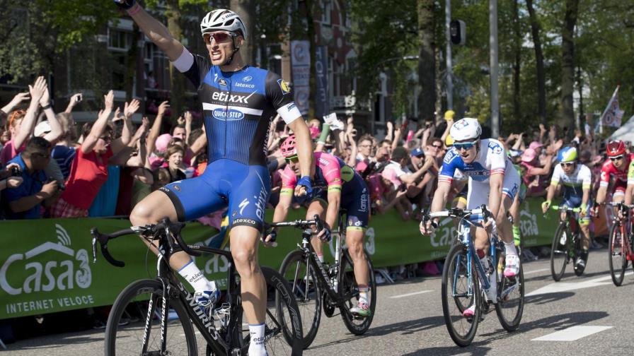 Marcel Kittel gana segunda etapa del Giro; Dumoulin sigue líder Marcel Kittel gana segunda etapa del Giro; Dumoulin sigue líder