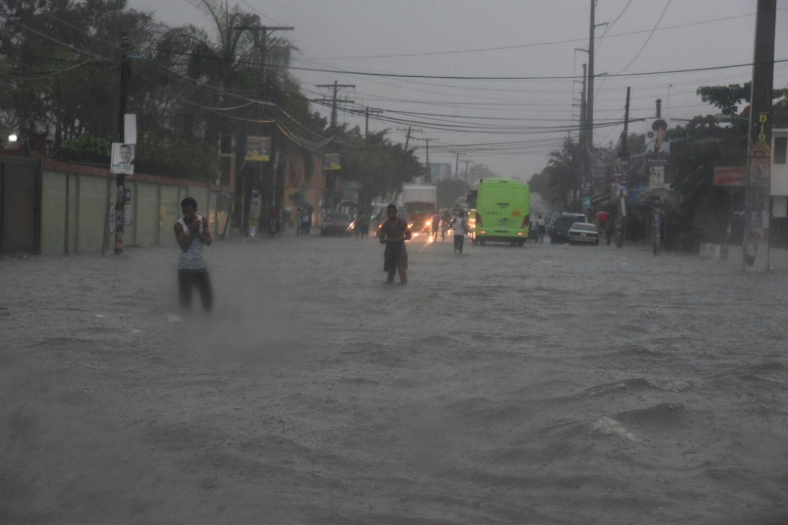 Av. La Pista, Santo Domingo Este.