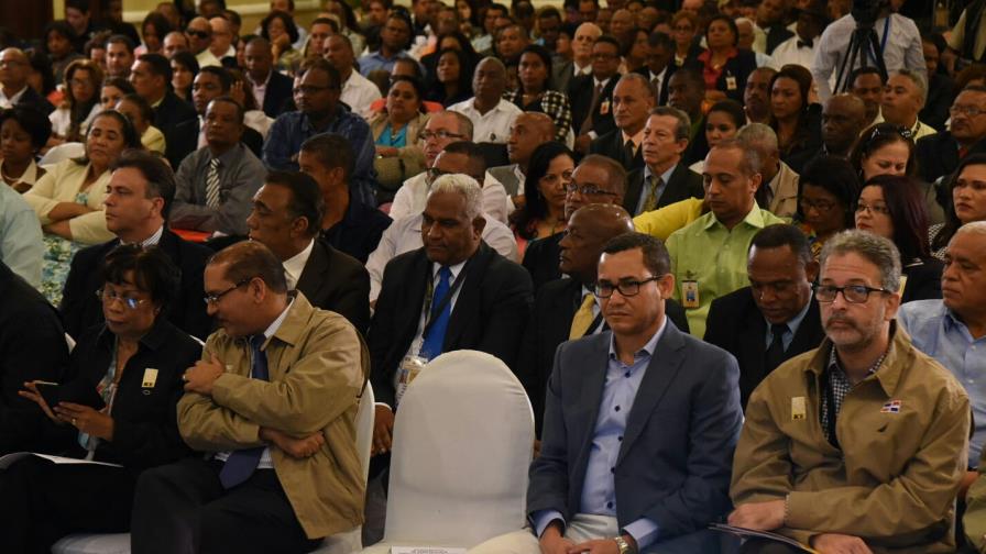 JCE ultima detalles de comicios con presidentes y secretarios de juntas electorales 