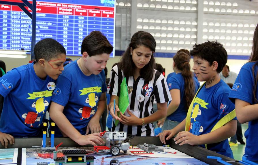 Realizan con éxito competencia escolar