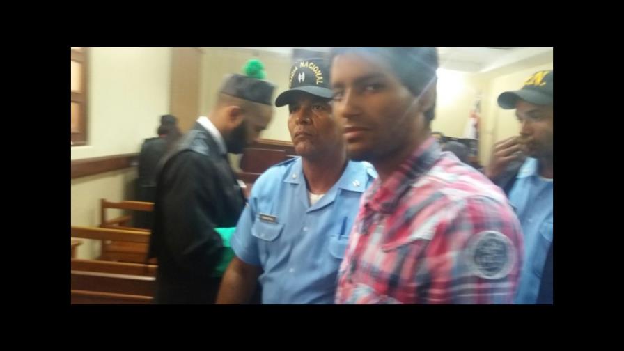 Tribunal dispone arresto domiciliario para joven que lanzó bomba a local del PLD