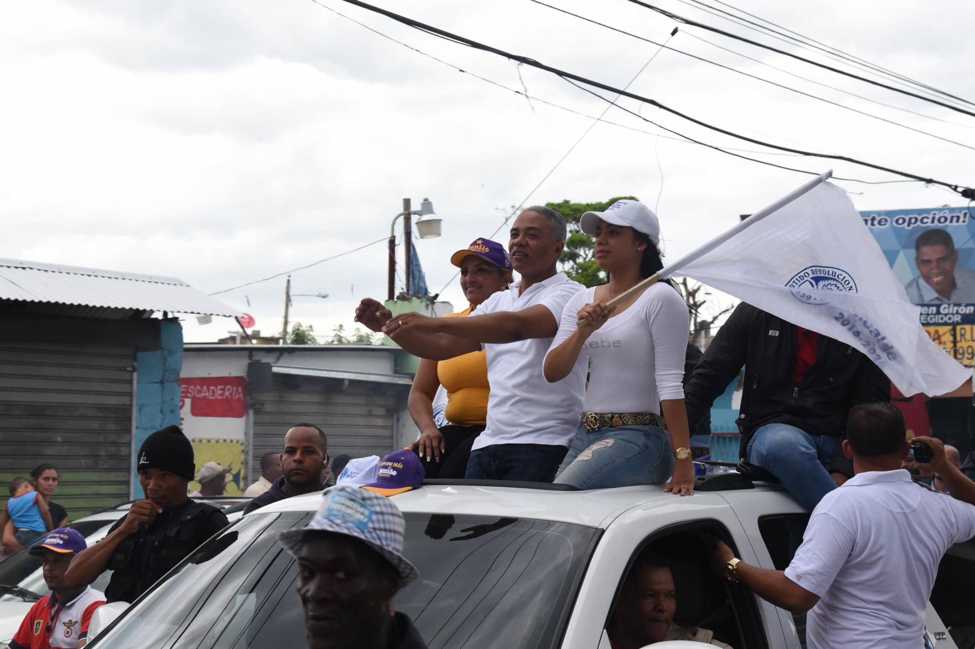 El actual alcalde de Santo Domingo Norte, el perredeísta Francisco Fernández. 