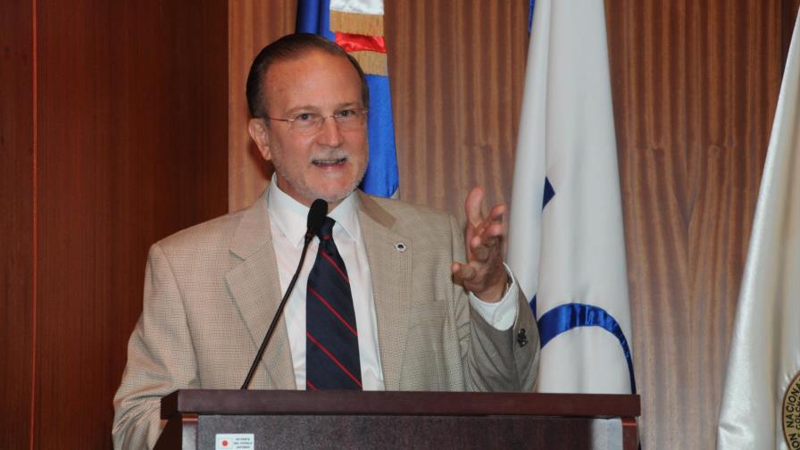 Gobierno creará plataforma comercio electrónico para MIPYMES Gobierno creará plataforma comercio electrónico para MIPYMES